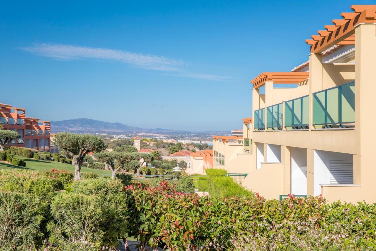 Boavista Golf & Spa - Bela Colina Holidays Lagos Luaran gambar Residential area in Porto Cristo