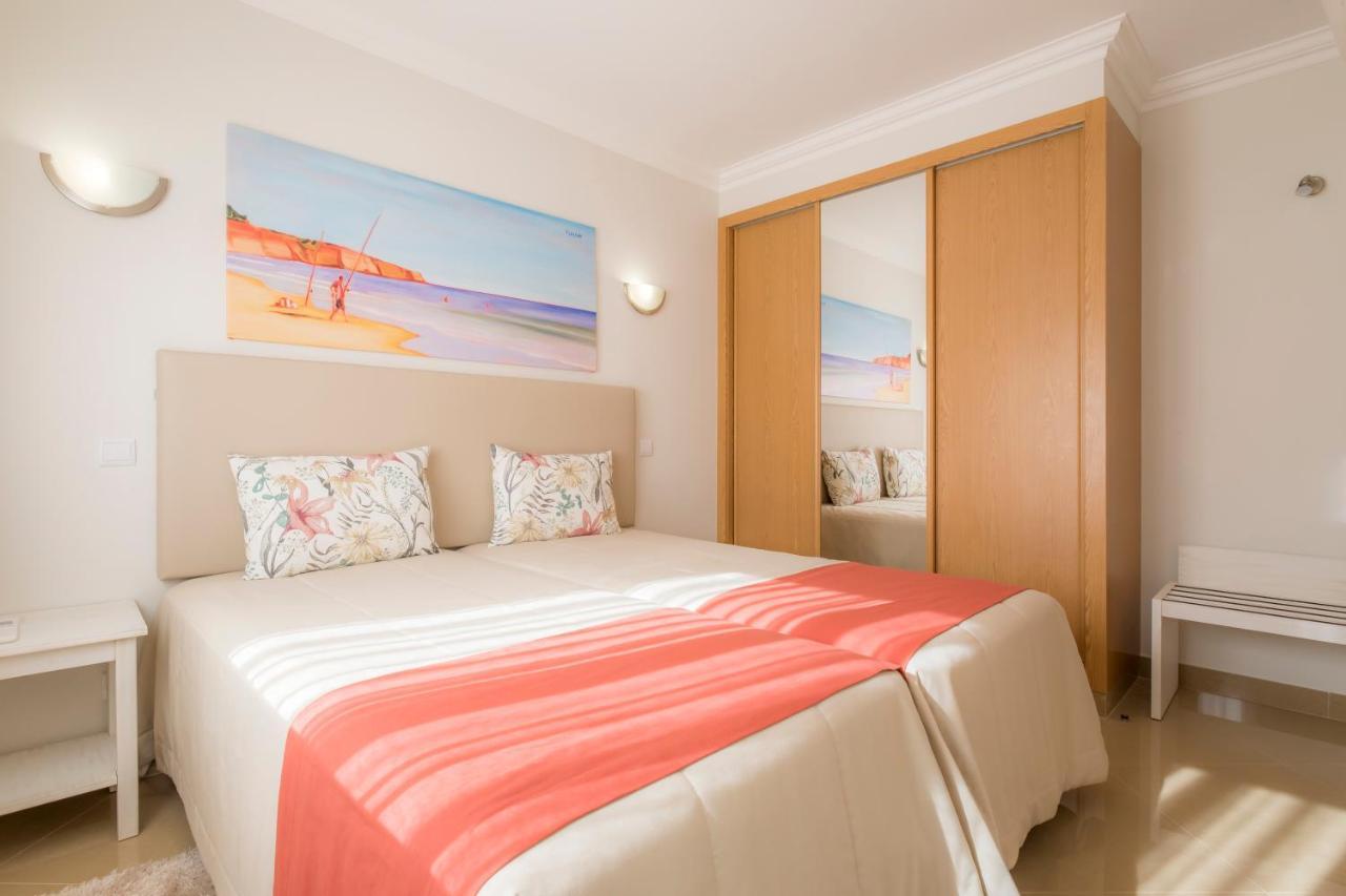 Boavista Golf & Spa - Bela Colina Holidays Lagos Luaran gambar A bedroom at the hotel