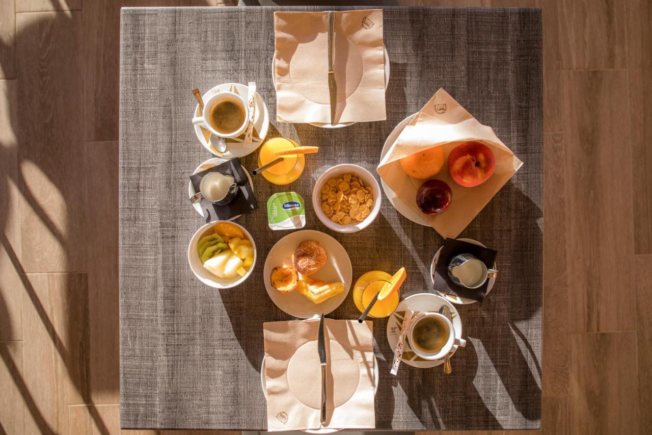 Boavista Golf & Spa - Bela Colina Holidays Lagos Luaran gambar A typical breakfast at a hotel
