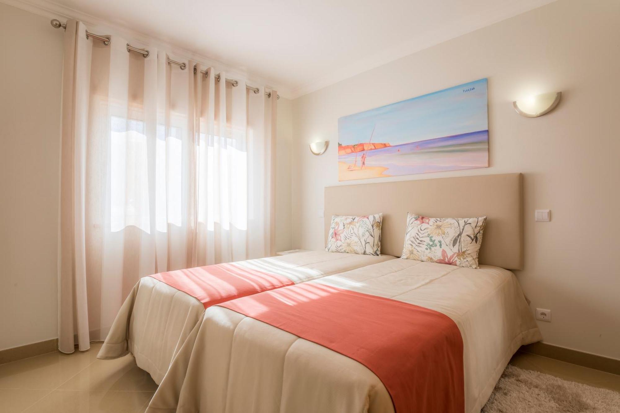 Boavista Golf & Spa - Bela Colina Holidays Lagos Bilik gambar A bedroom at the hotel